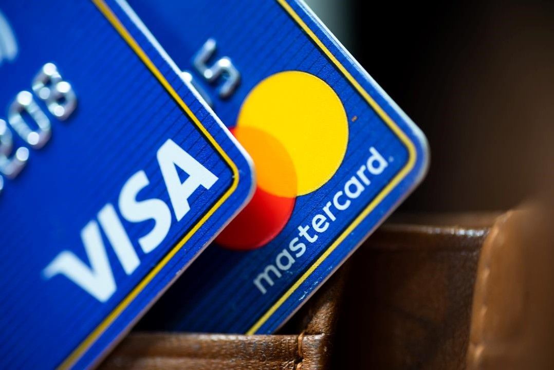 Bilde av et VISA og Mastercard